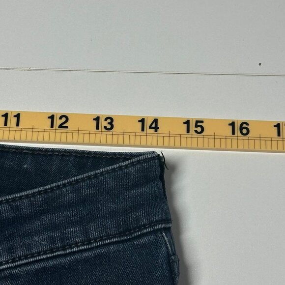 Kut from the Kloth Distressed Skinny Jeans | Size 4 | Dark Wash Stretch Denim - Picture 10 of 11